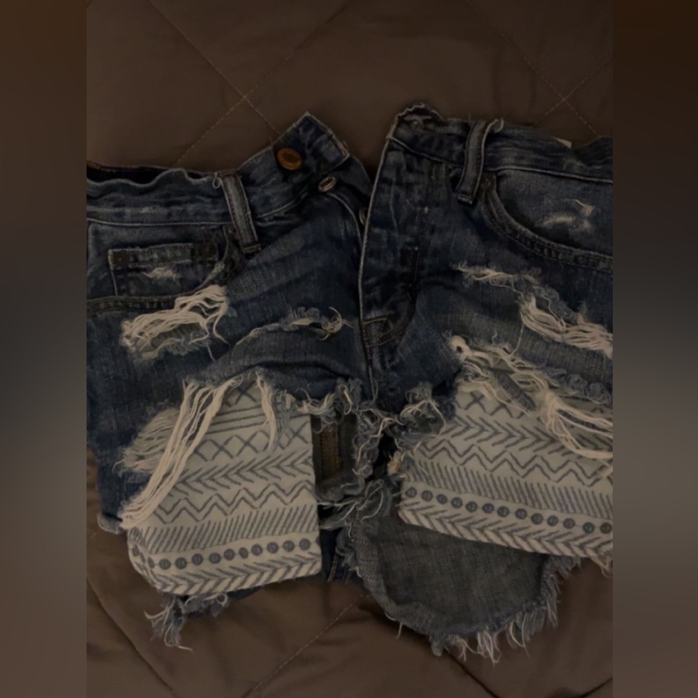 American eagle Jean shorts juniors size 00